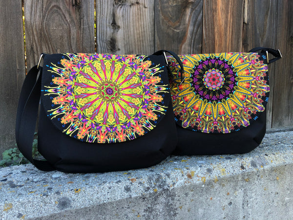 Bigger Bitsy Messenger Purse - Mandala Lime Fabric