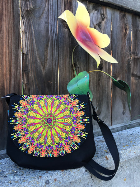 Bigger Bitsy Messenger Purse - Mandala Lime Fabric